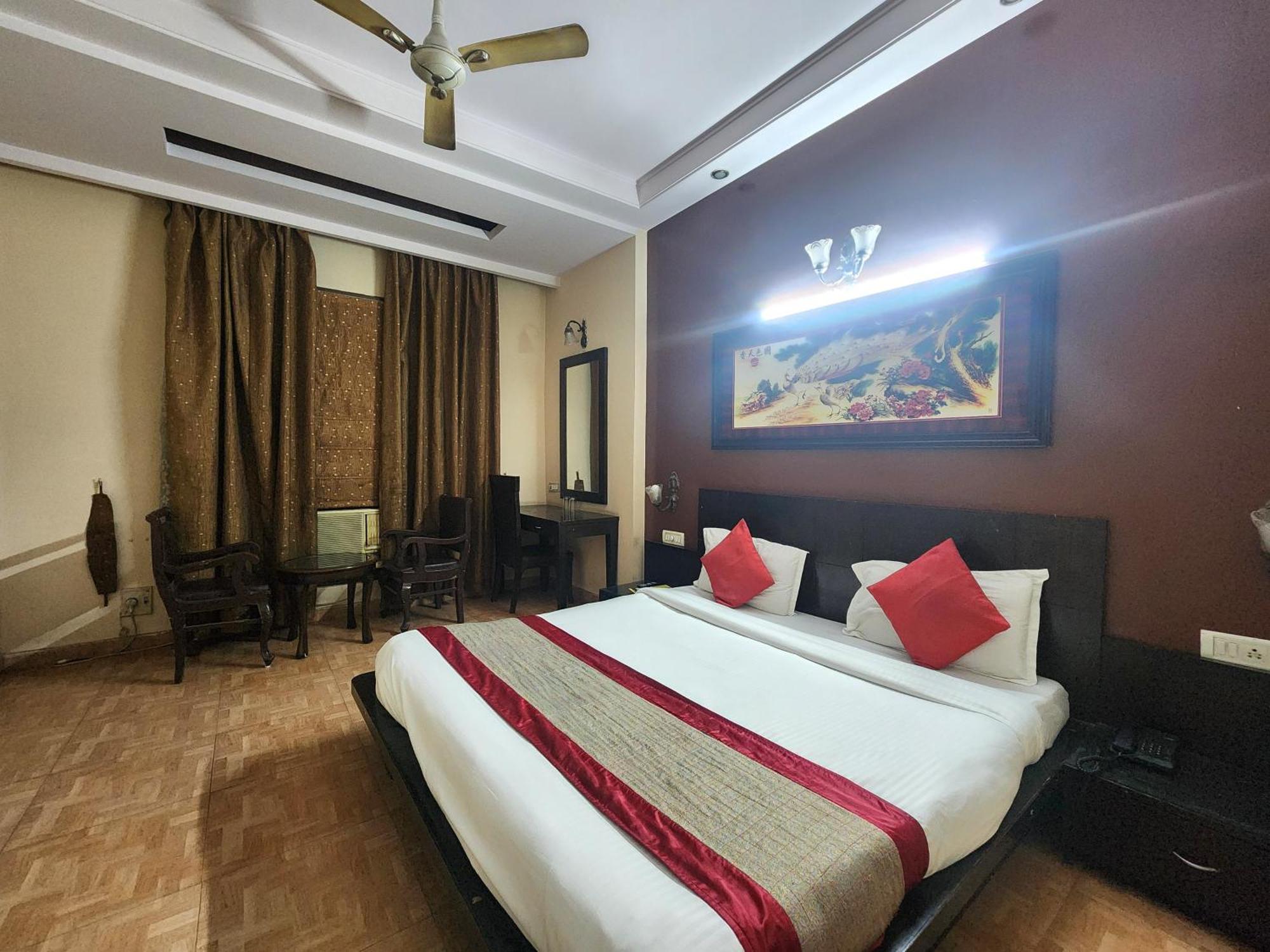 Hotel Mid Town 德里 外观 照片